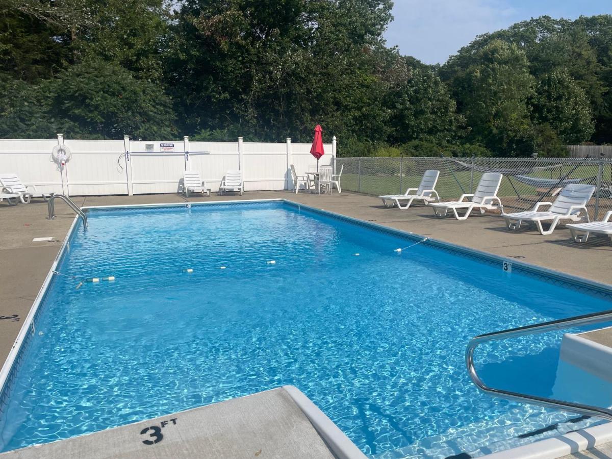 Kennebunkport Motor Lodge Exterior photo